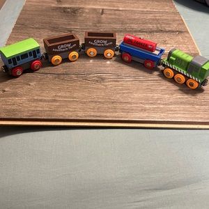 Wooden Train Set. No TRACK